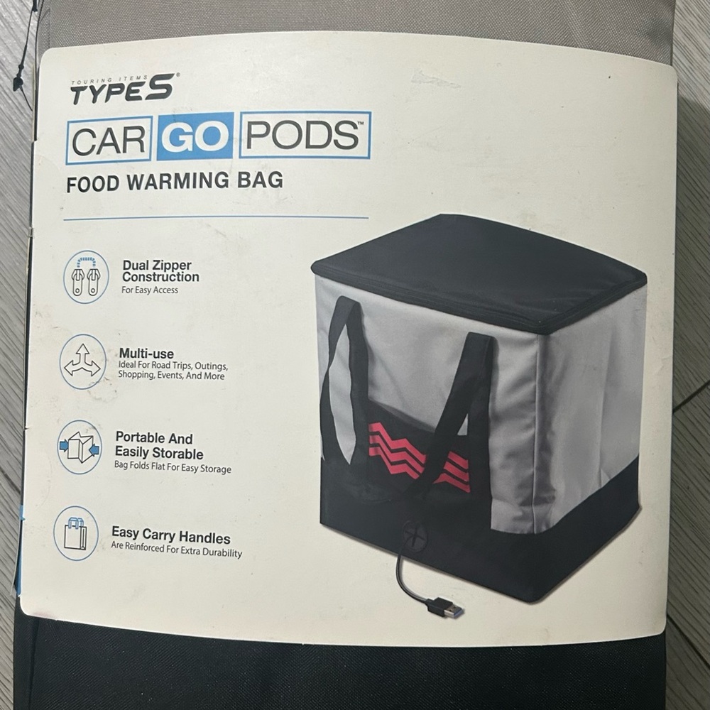 Car Go Pods Food Warming Bag in Gray and Black
